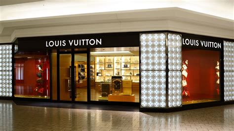 louis vuitton short hills|louis vuitton short hills nj.